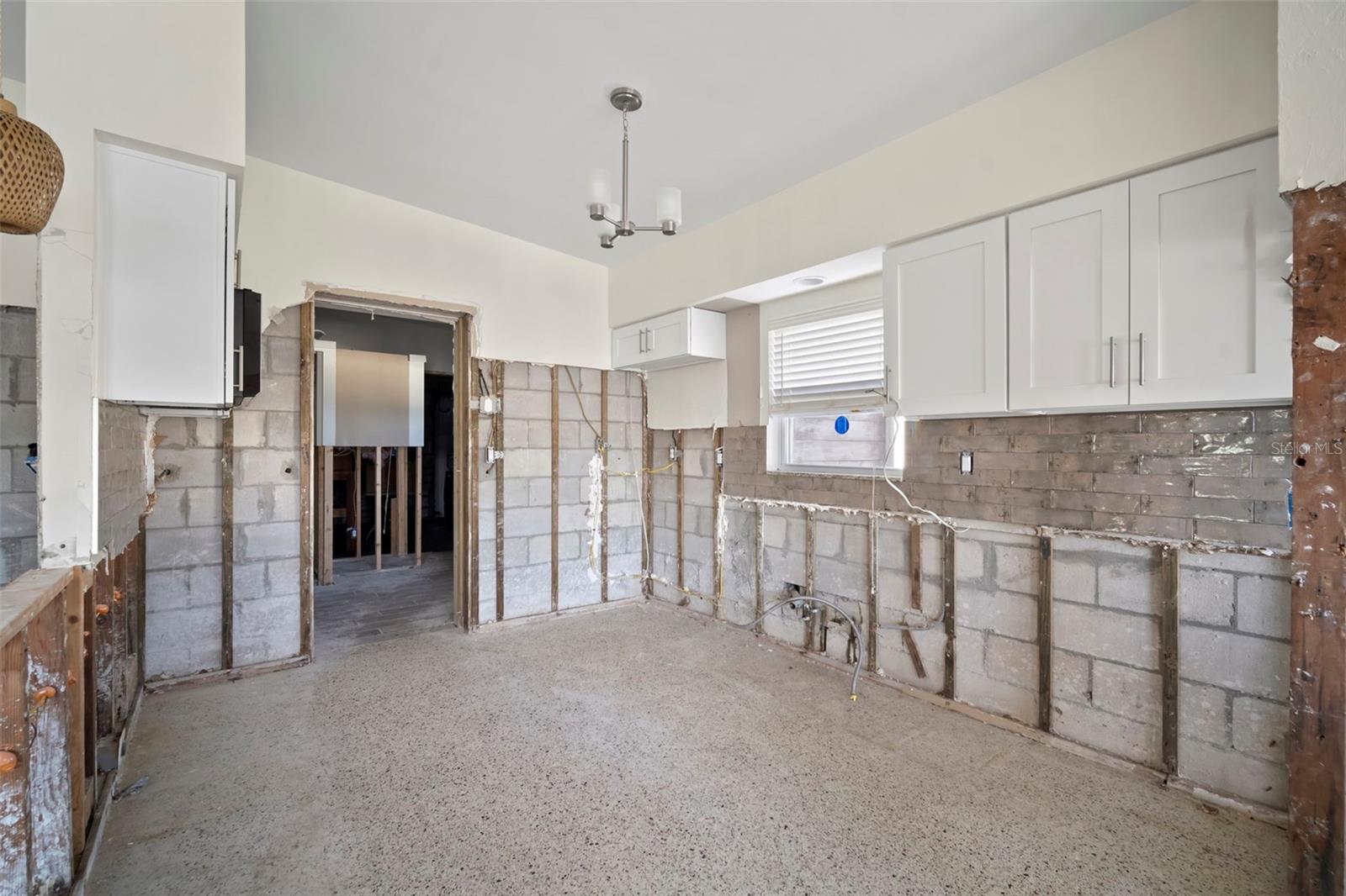 Image 18 of 29 For 11405 6th Street E