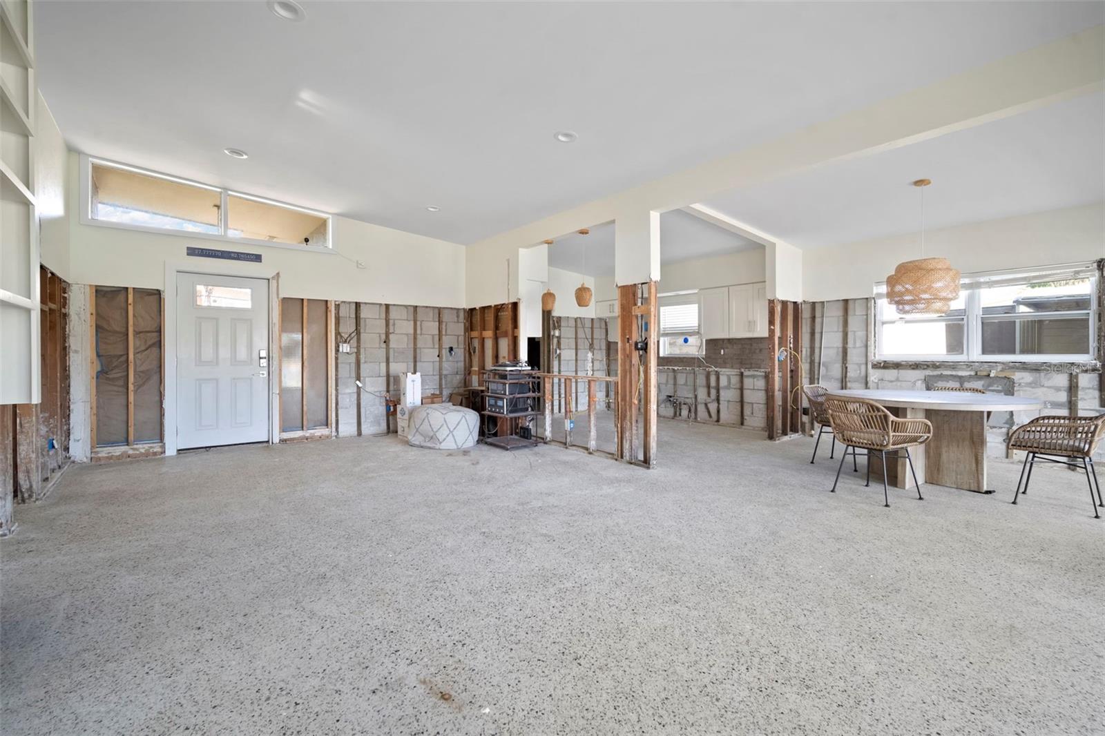 Image 20 of 29 For 11405 6th Street E