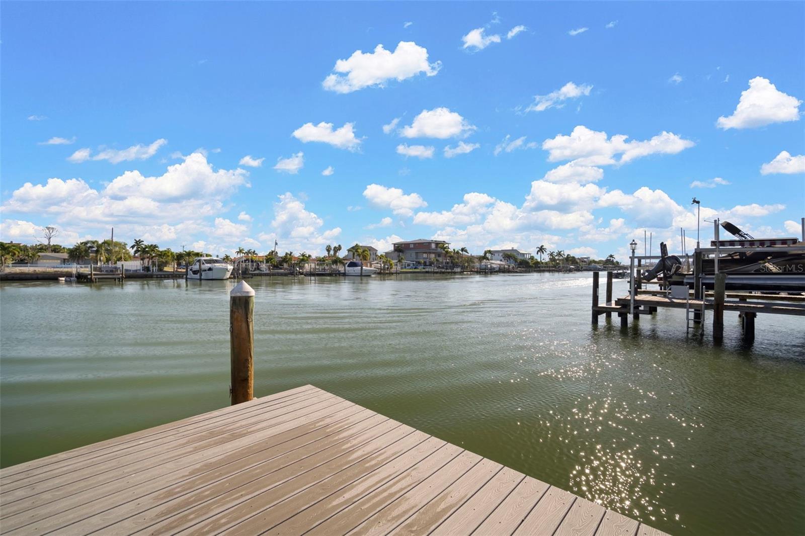 Image 8 of 29 For 11405 6th Street E