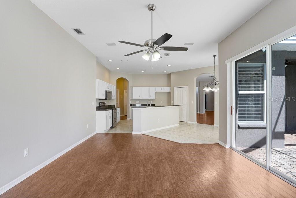 Image 14 of 45 For 7005 Cohasset Circle