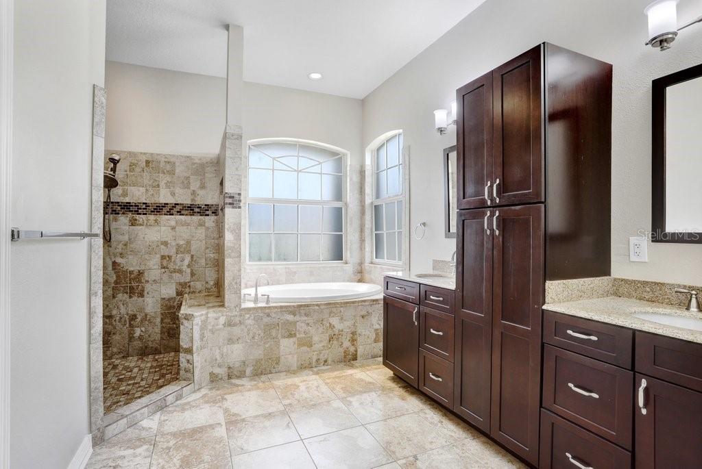 Image 18 of 45 For 7005 Cohasset Circle