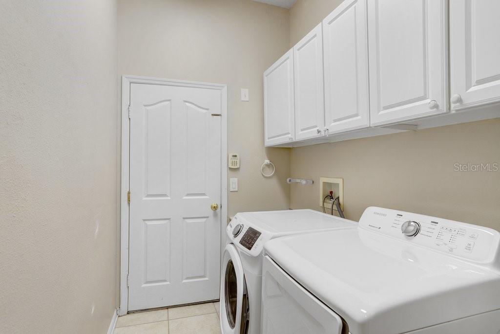 Image 28 of 45 For 7005 Cohasset Circle
