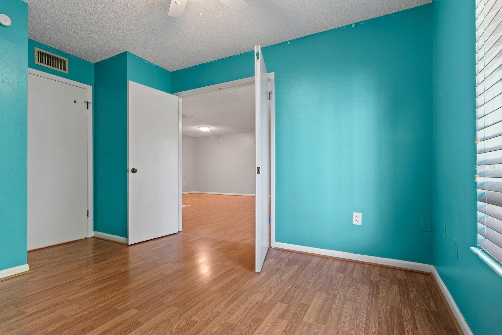 Image 26 of 60 For 1433 Pine Glen Place G1