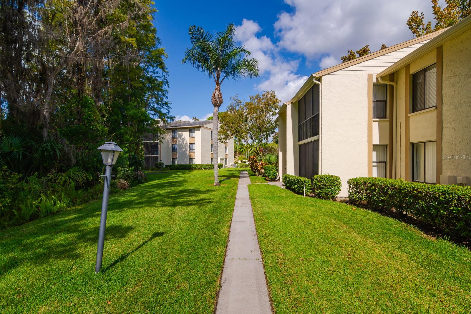 Image 41 of 60 For 1433 Pine Glen Place G1