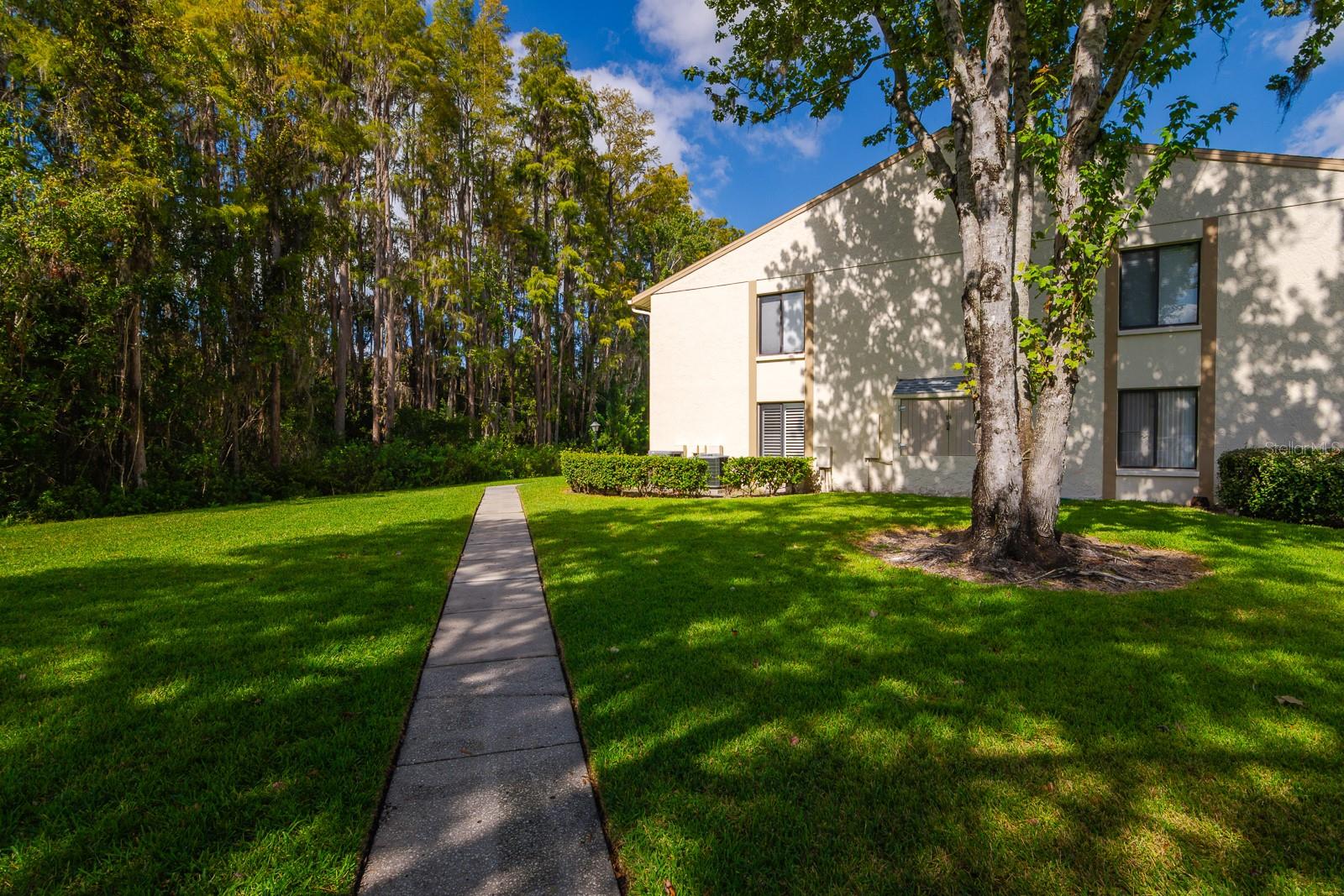 Image 48 of 60 For 1433 Pine Glen Place G1
