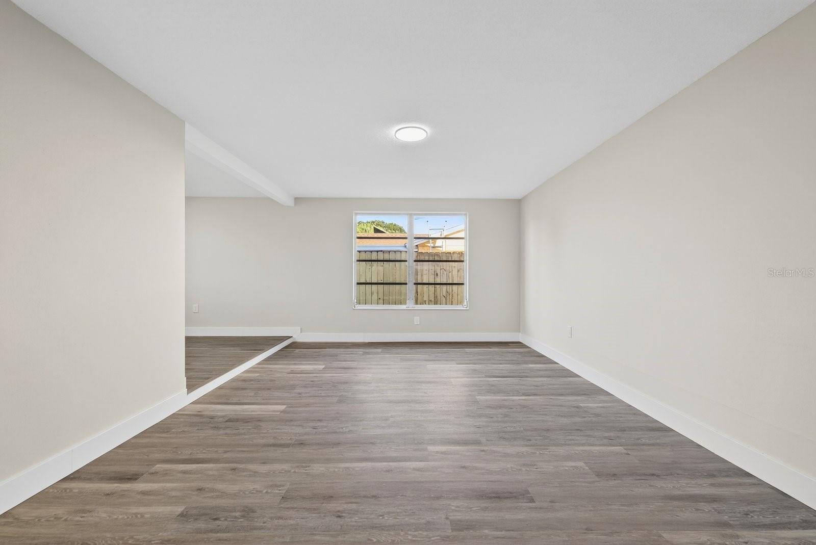 Image 10 of 40 For 1408 Oleander Drive