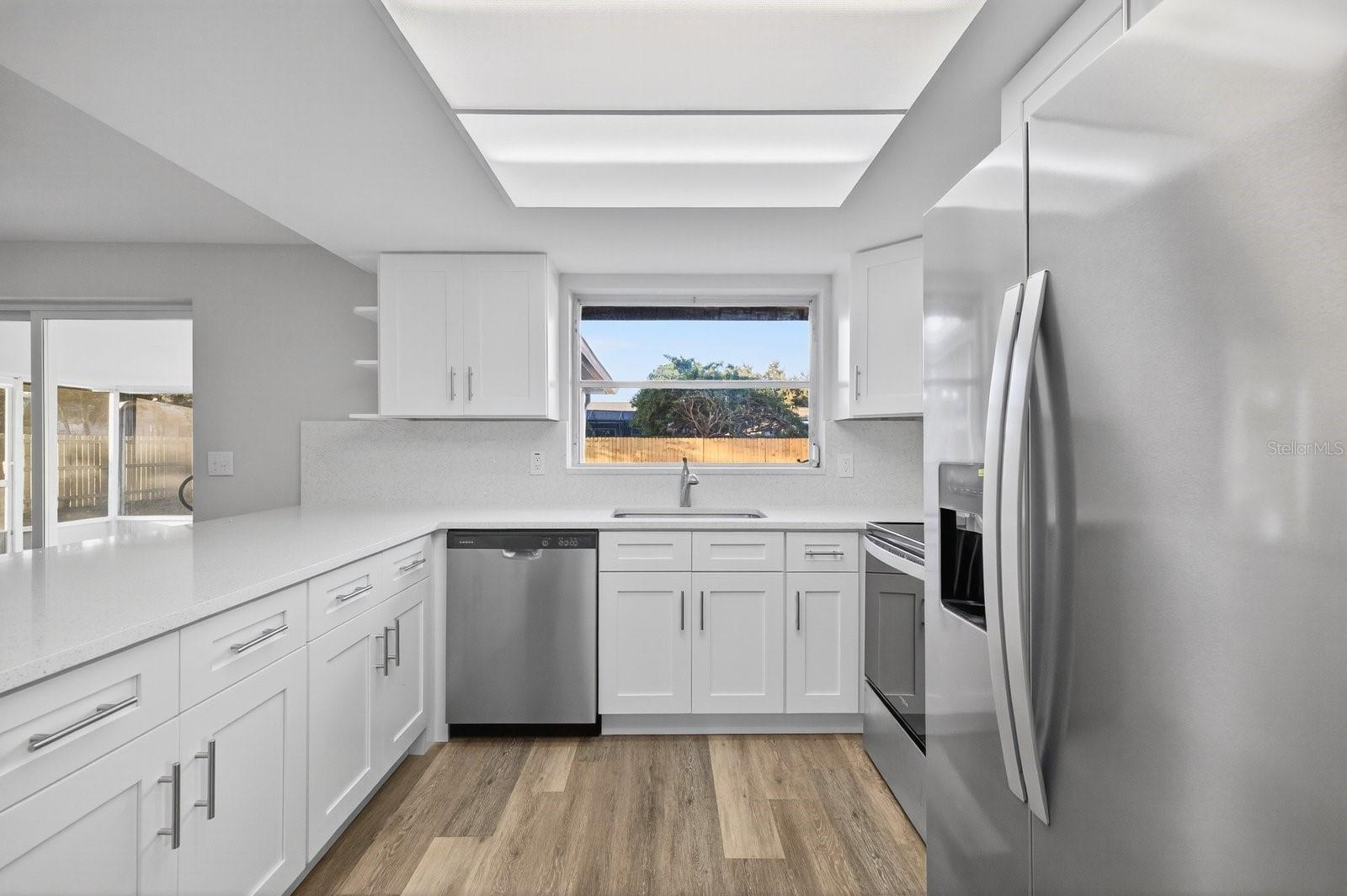 Image 11 of 40 For 1408 Oleander Drive