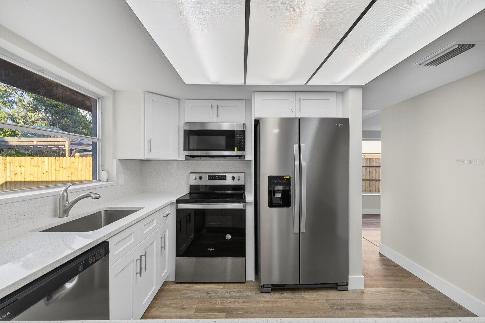 Image 12 of 40 For 1408 Oleander Drive