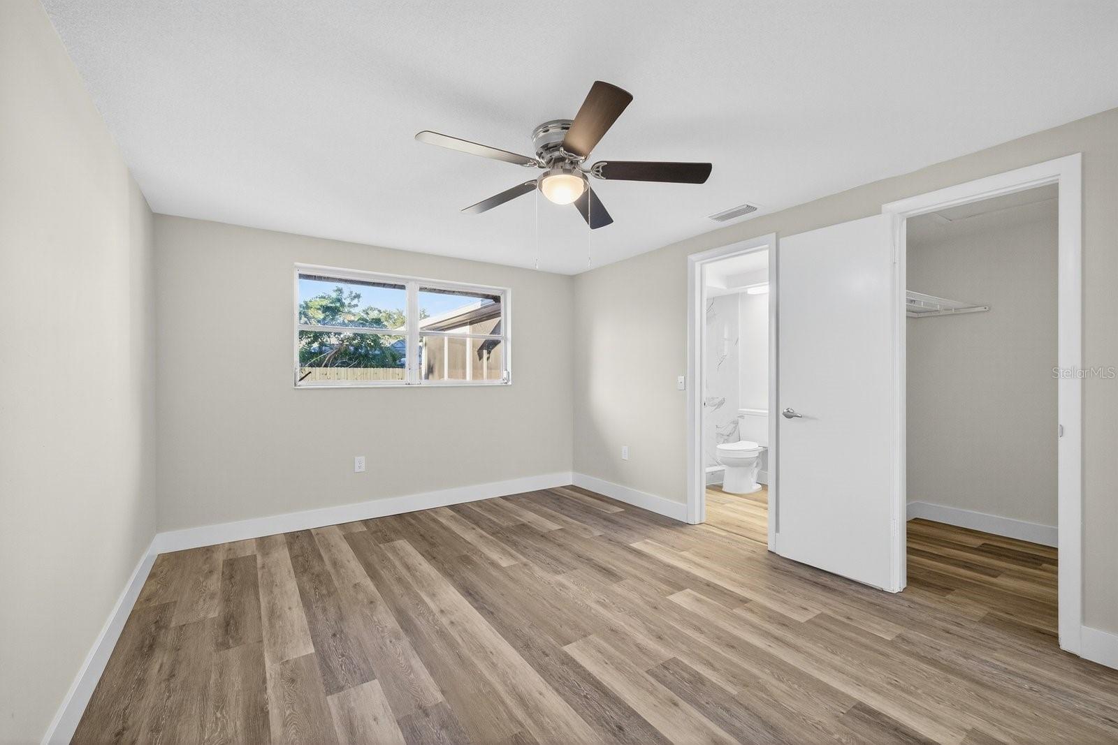 Image 22 of 40 For 1408 Oleander Drive