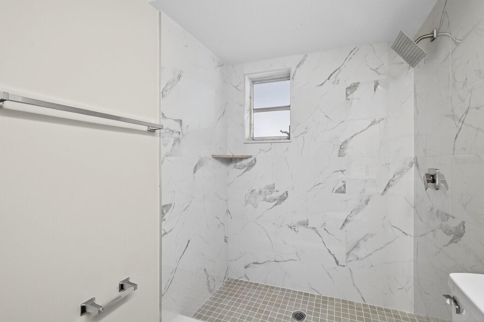 Image 30 of 40 For 1408 Oleander Drive