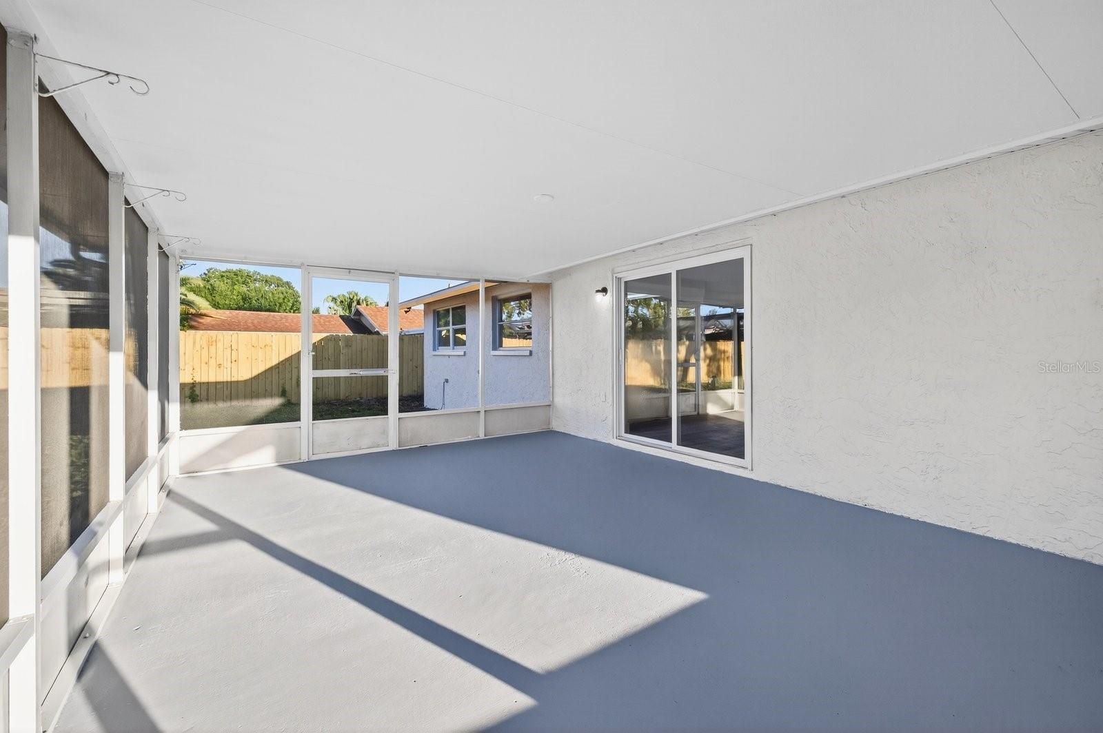 Image 34 of 40 For 1408 Oleander Drive