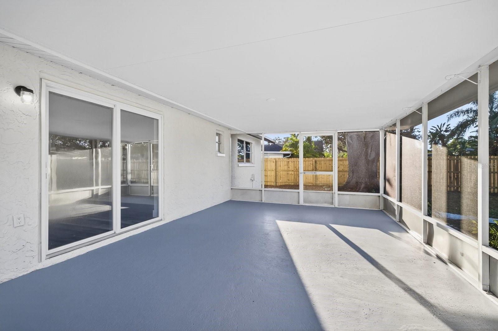 Image 35 of 40 For 1408 Oleander Drive