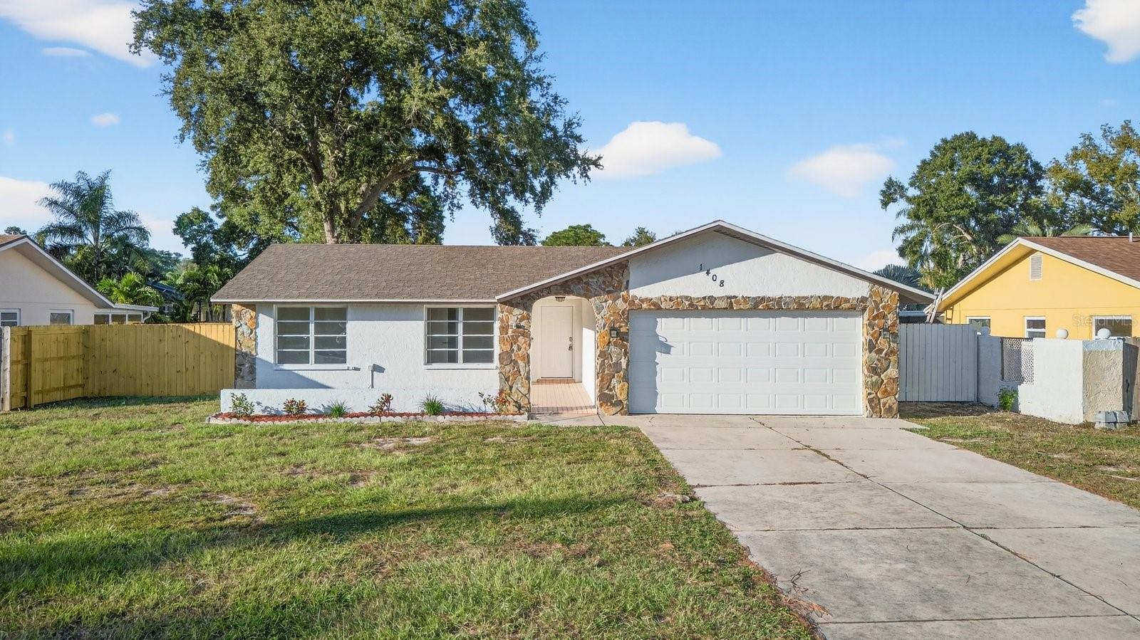 Image 5 of 40 For 1408 Oleander Drive