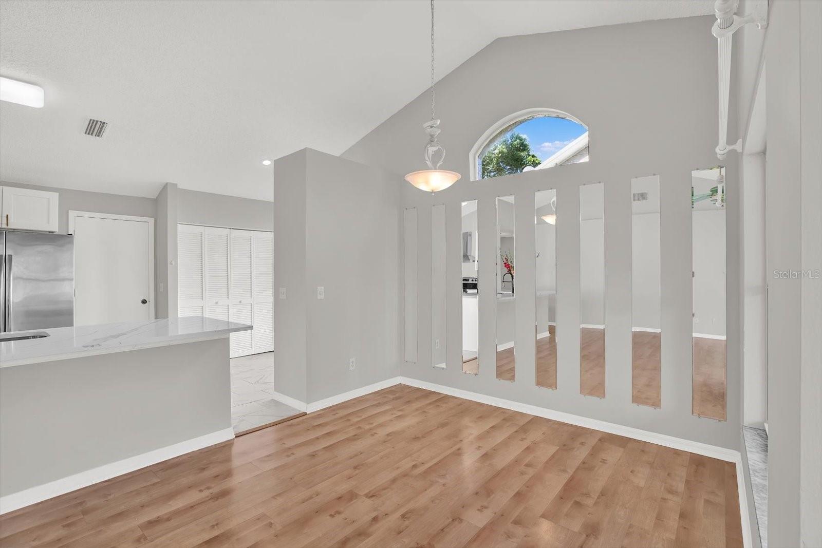 Image 8 of 24 For 8735 Exposition Drive