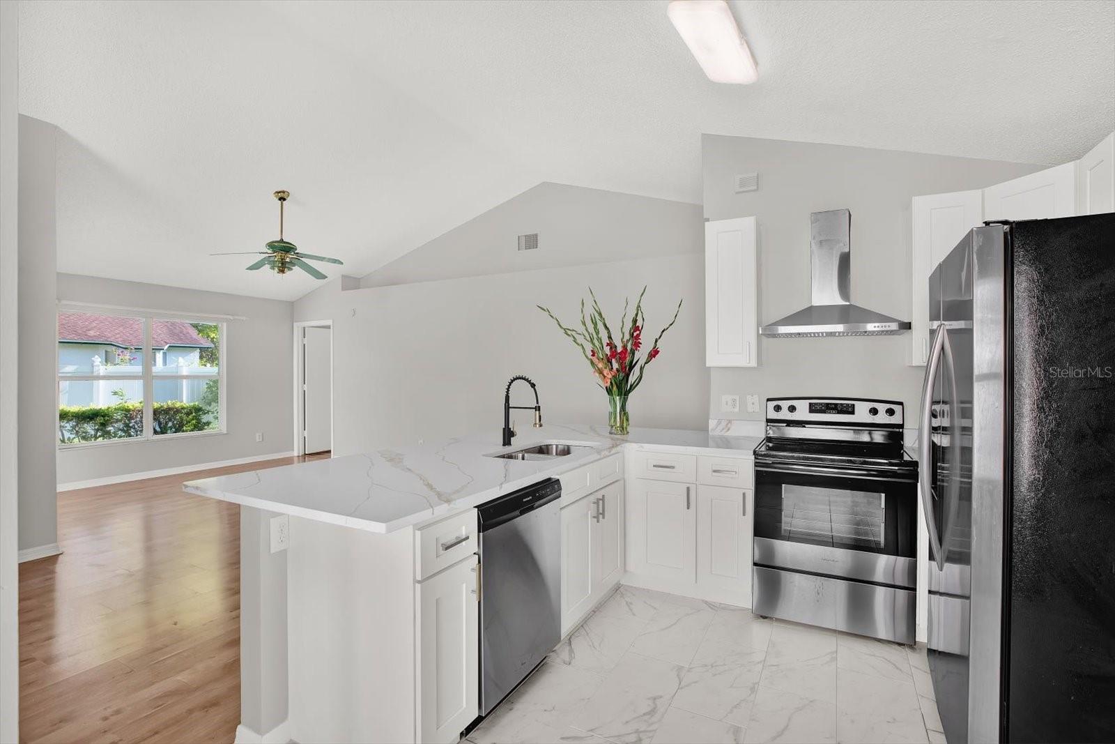 Image 9 of 24 For 8735 Exposition Drive