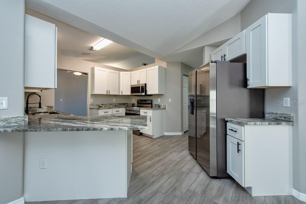 Image 10 of 39 For 3118 34th Avenue Drive E