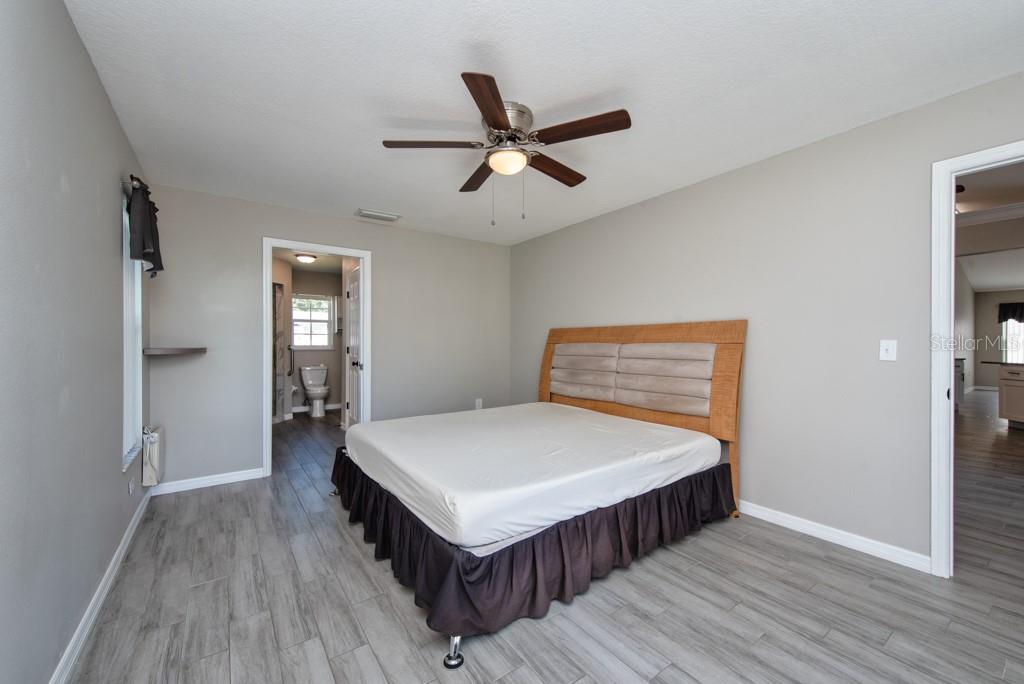 Image 15 of 39 For 3118 34th Avenue Drive E