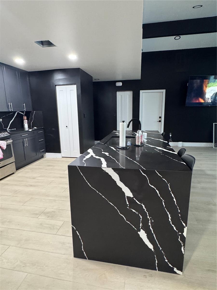 Image 5 of 9 For 10443 Raffia Drive