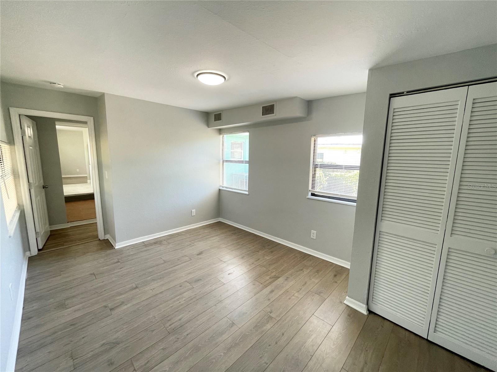 Image 17 of 20 For 3861 11th Avenue S