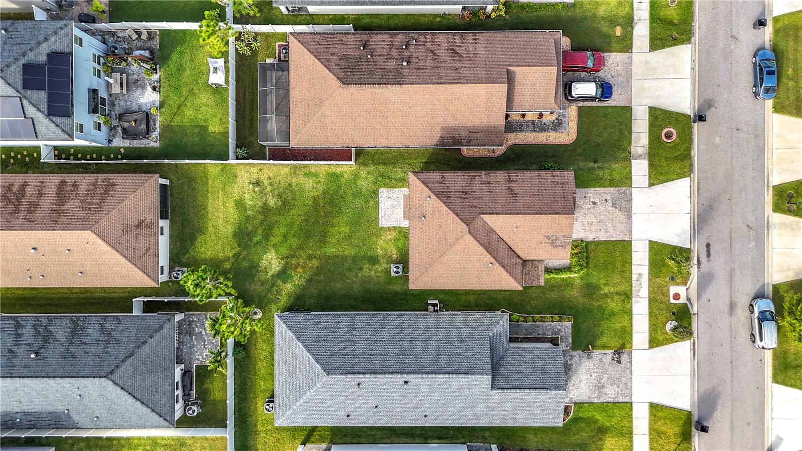 Image 2 of 39 For 11829 Clare Hill Avenue