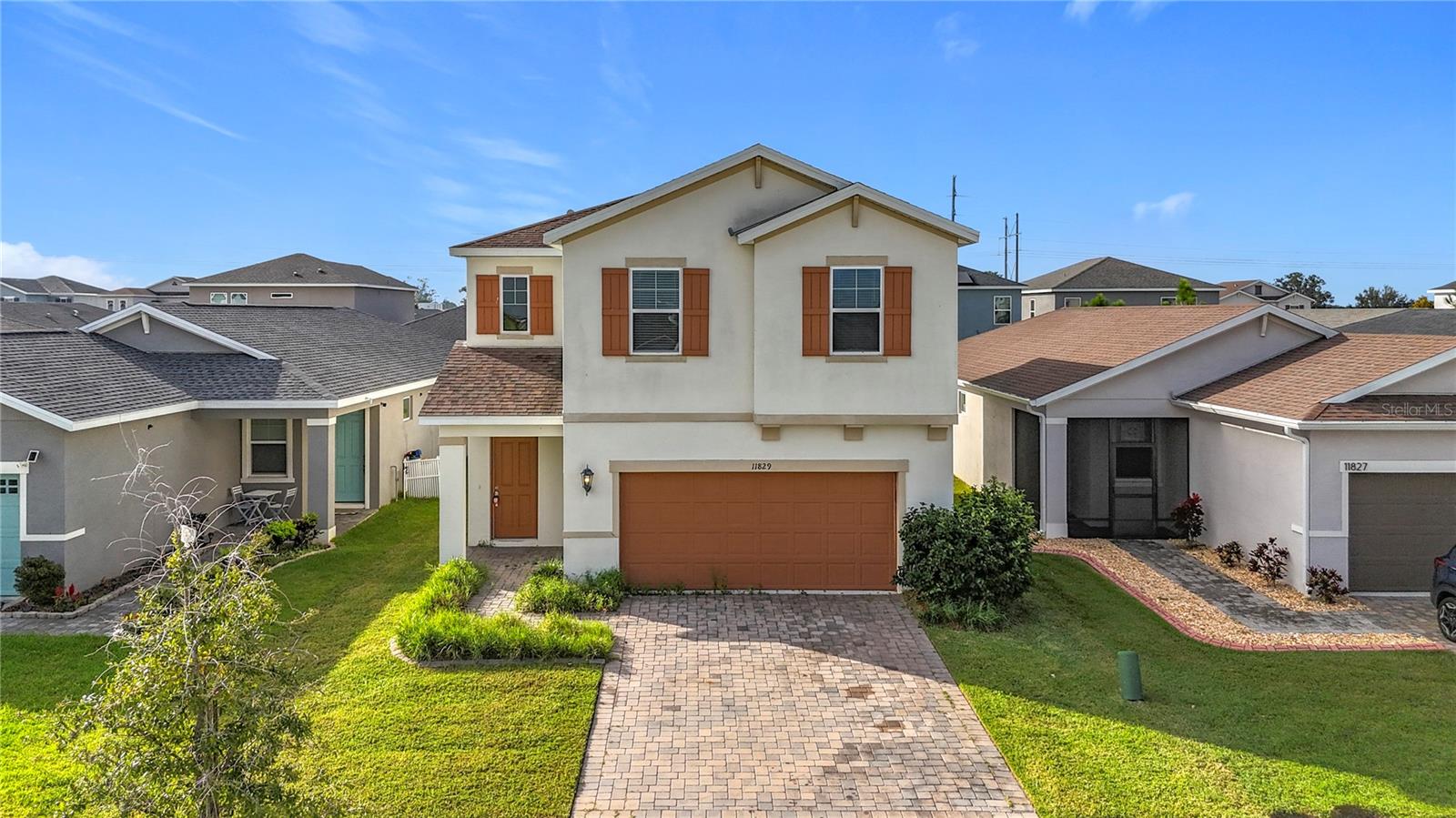 Image 7 of 39 For 11829 Clare Hill Avenue