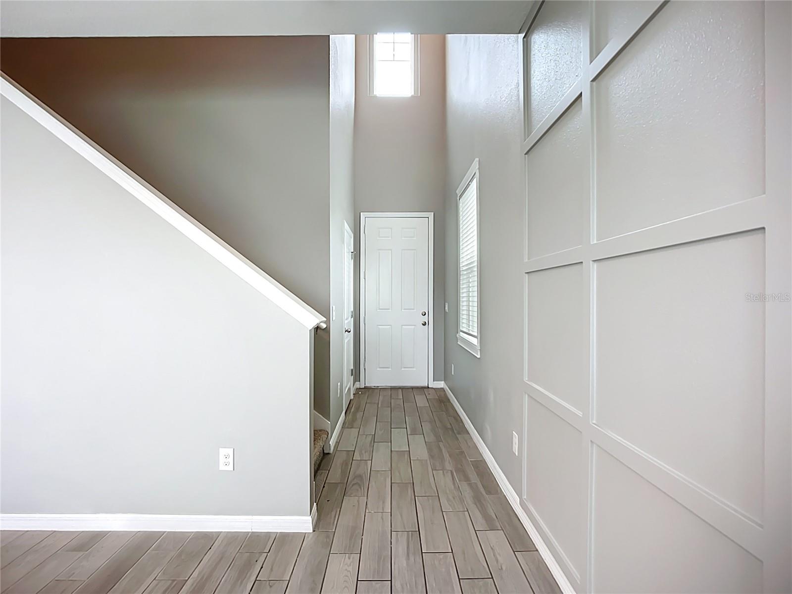 Image 9 of 39 For 11829 Clare Hill Avenue