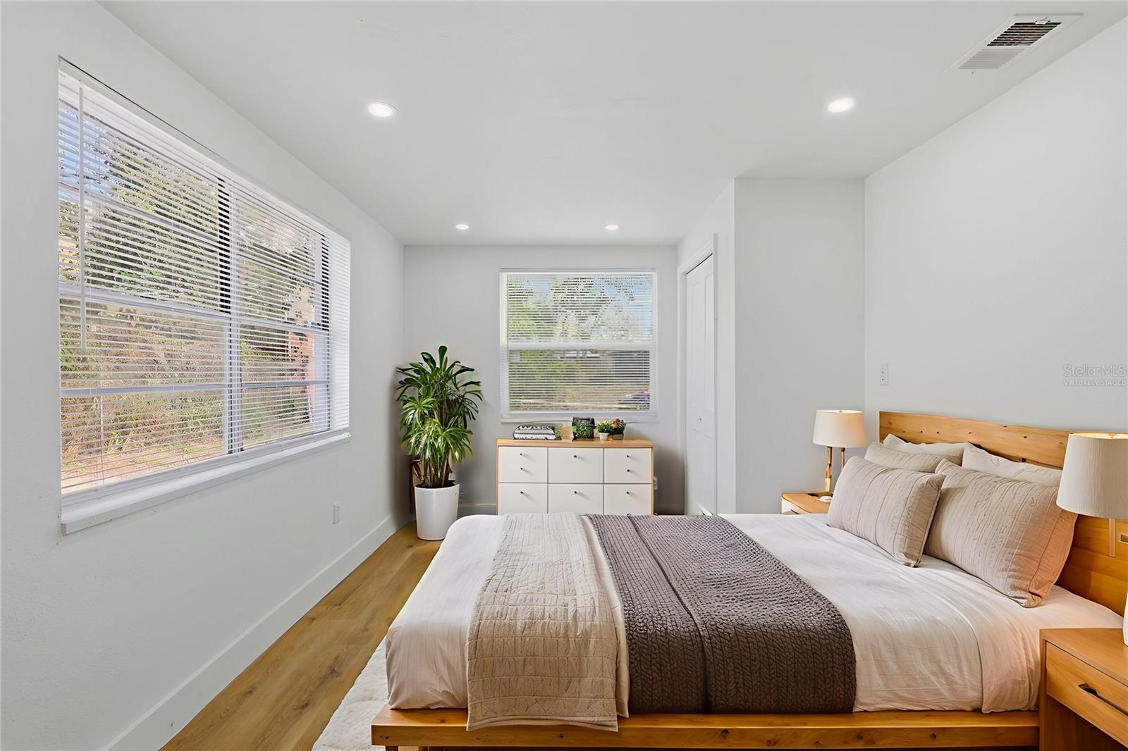 Image 15 of 31 For 8904 Tupelo Drive