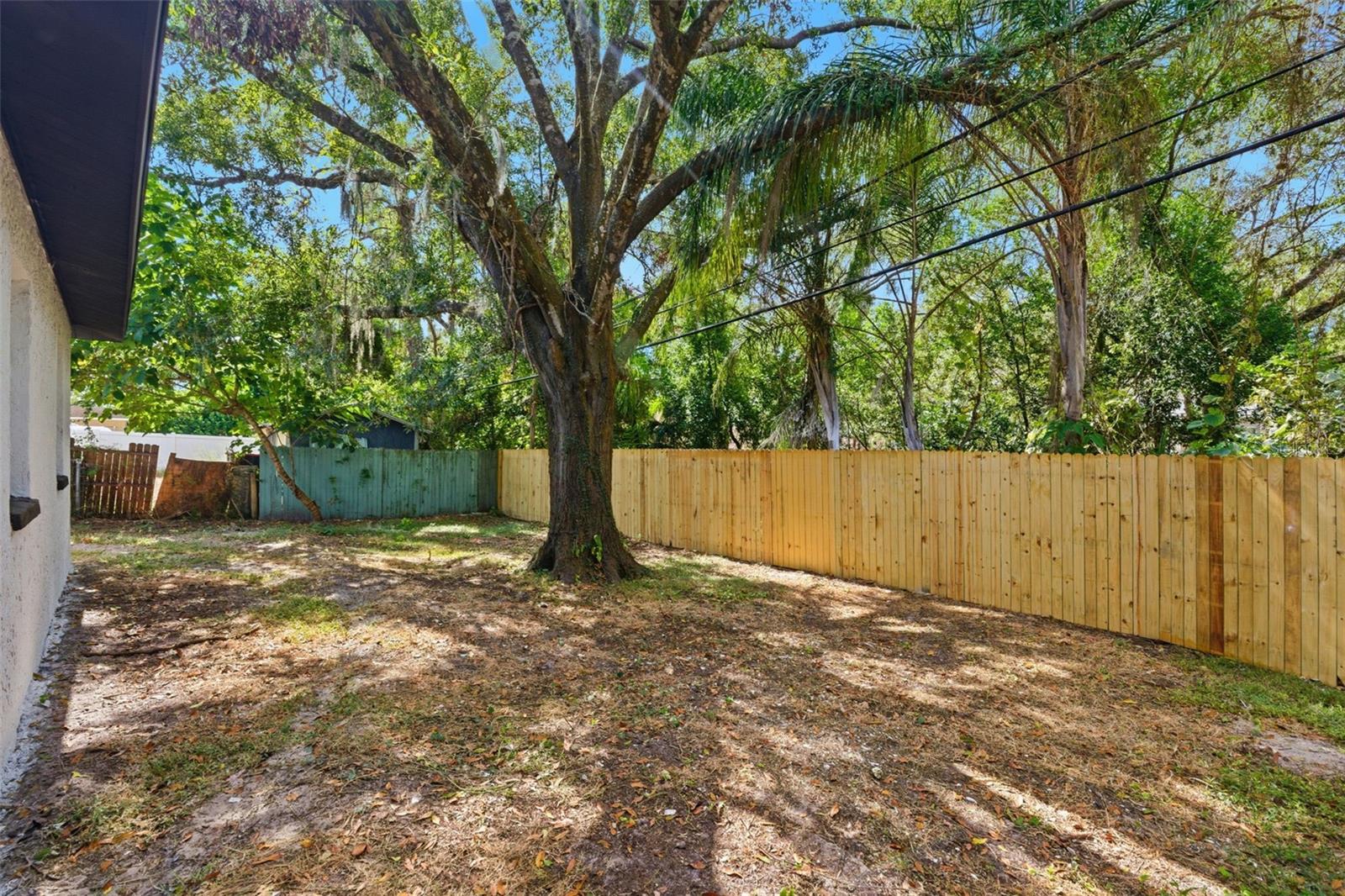 Image 28 of 31 For 8904 Tupelo Drive