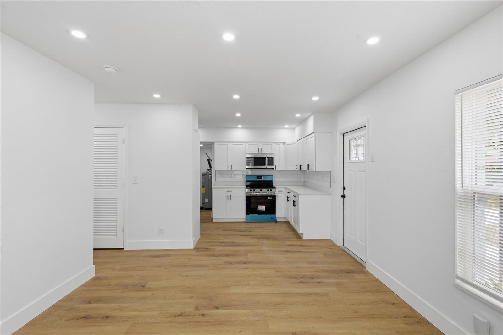 Image 9 of 31 For 8904 Tupelo Drive