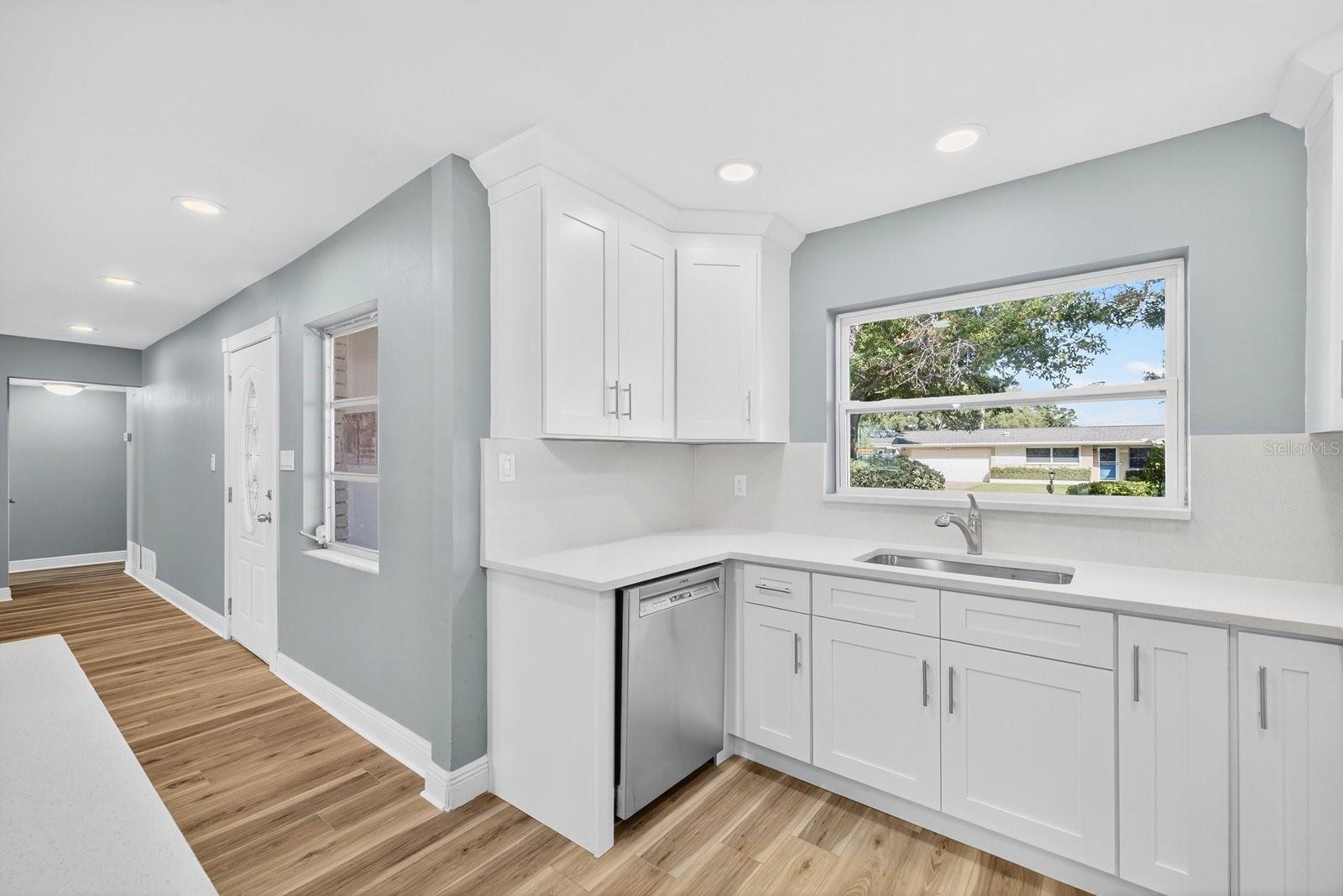 Image 18 of 54 For 1472 Hunter Lane