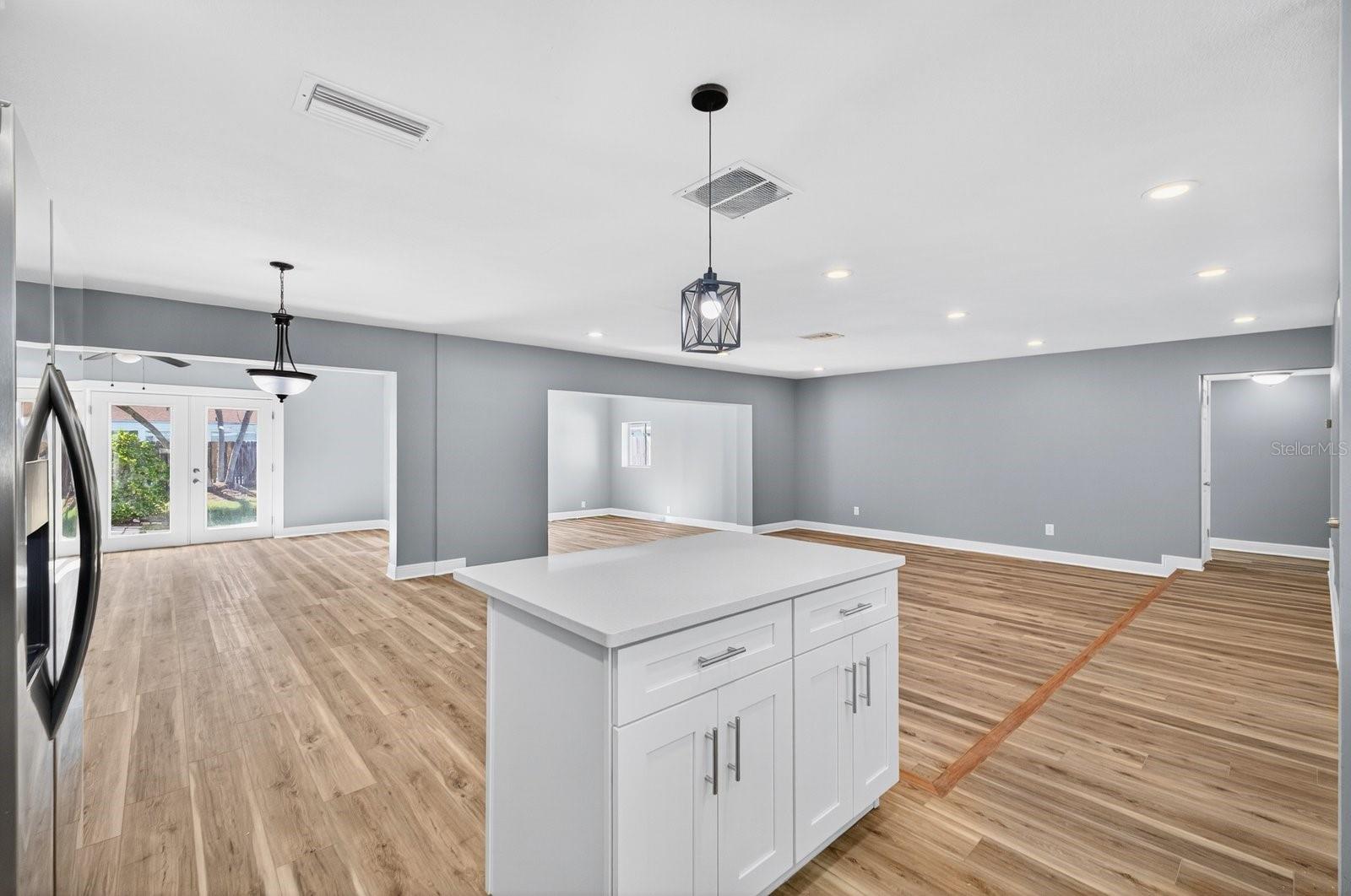 Image 19 of 54 For 1472 Hunter Lane