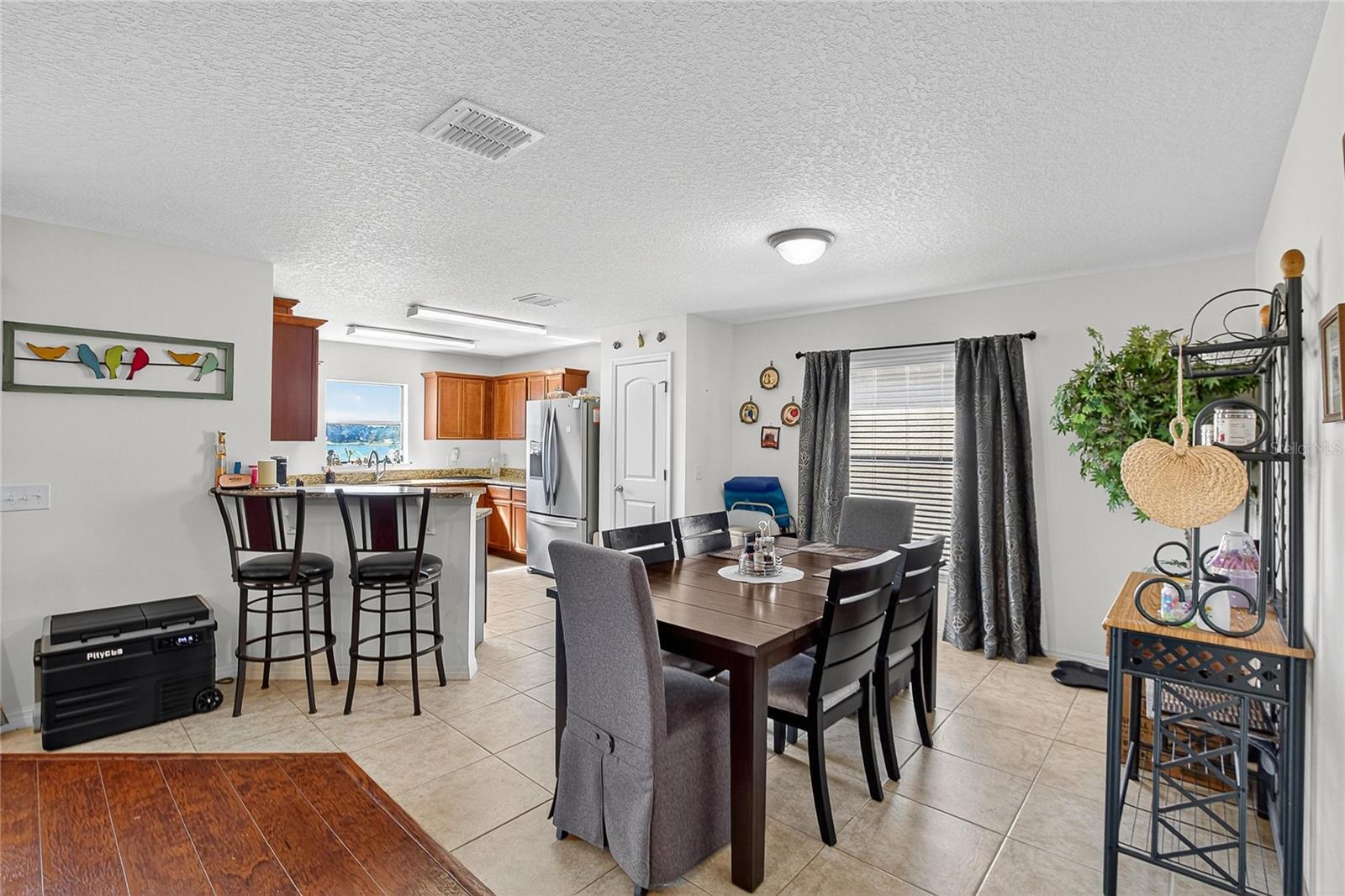 Image 10 of 44 For 2133 Geneva Drive