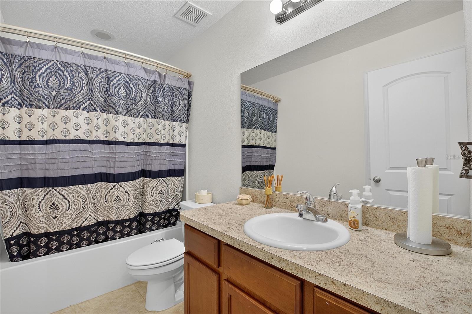 Image 32 of 44 For 2133 Geneva Drive