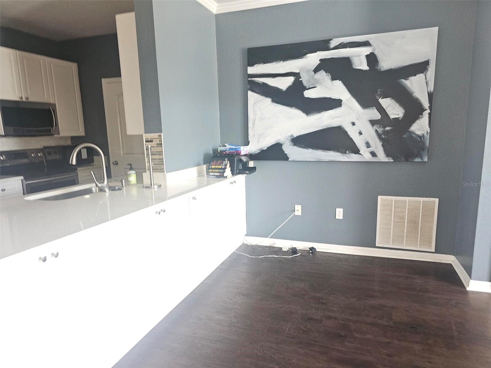 Image 11 of 31 For 4221 Spruce Street 2317