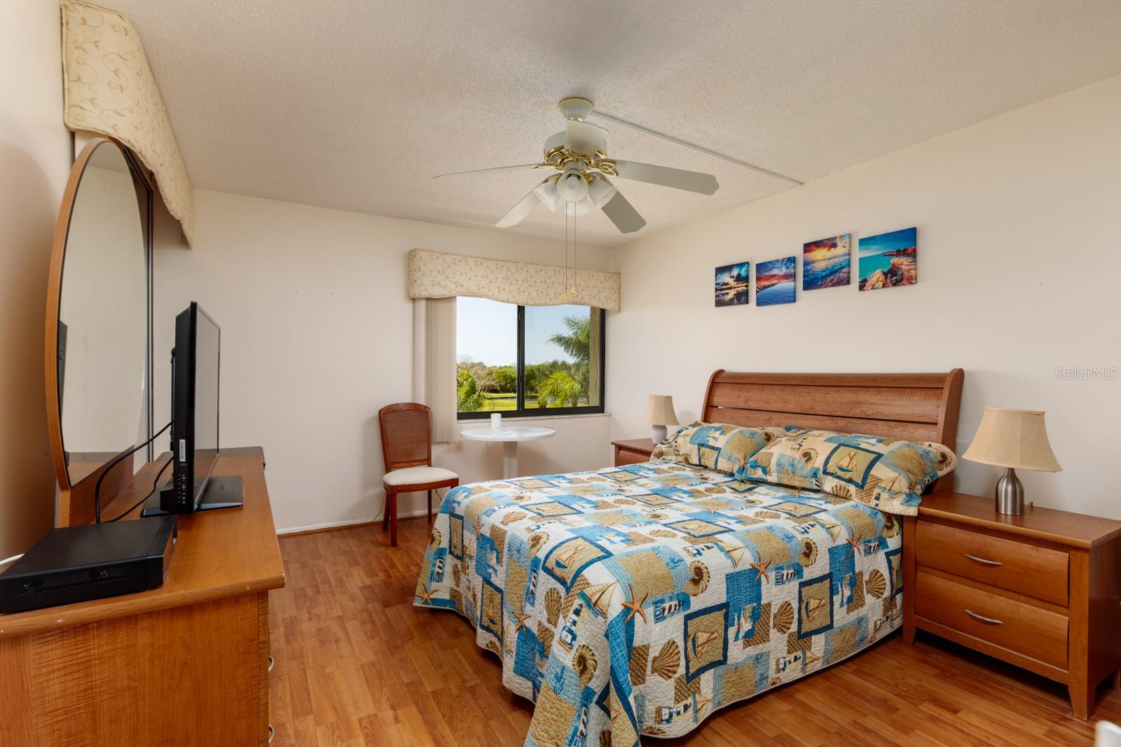 Listing photo id 14 for 12300 Vonn Road 6303