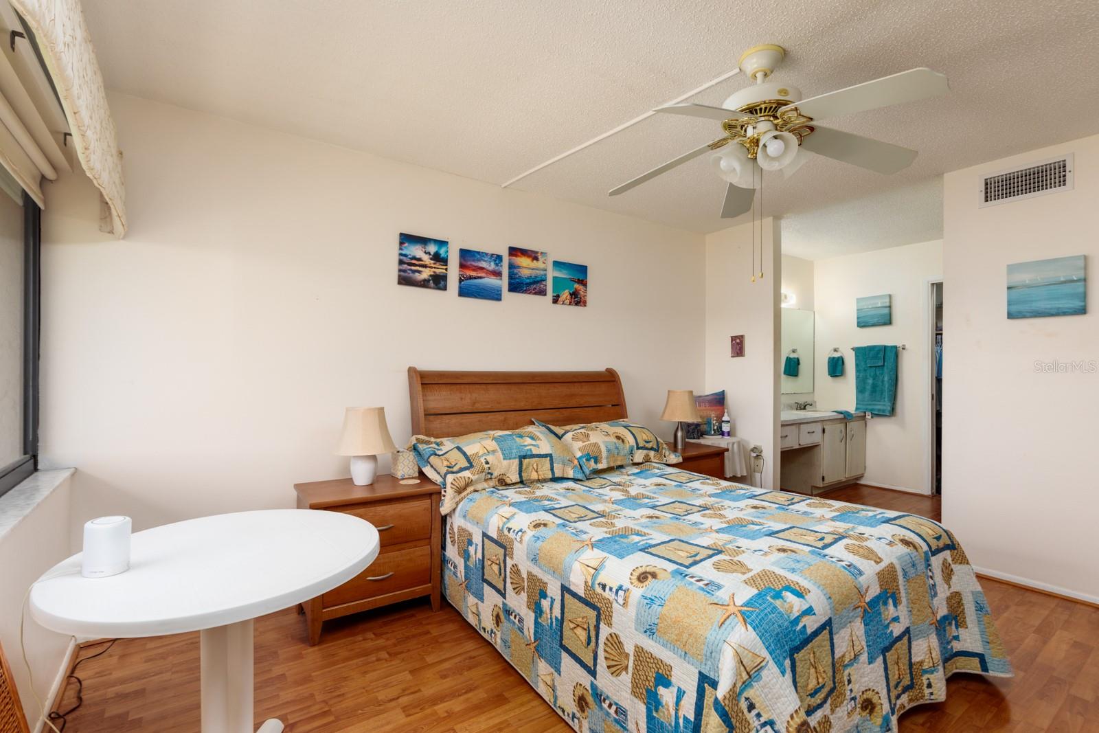 Listing photo id 15 for 12300 Vonn Road 6303