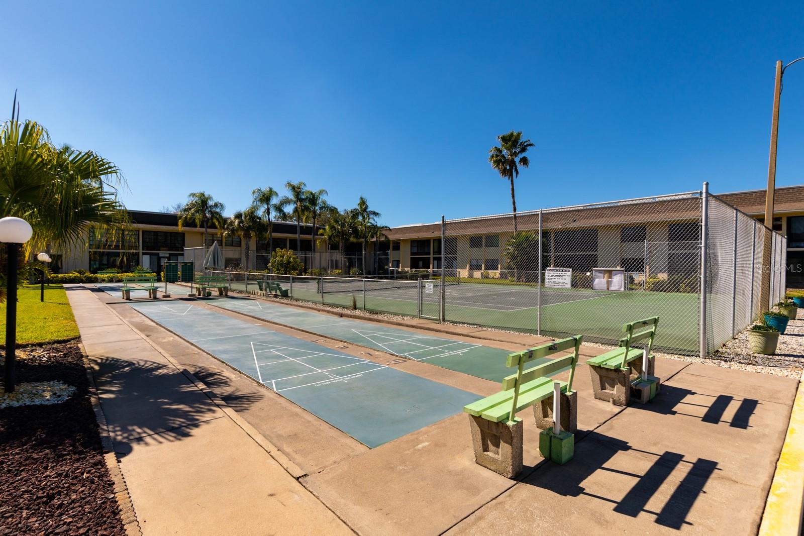 Listing photo id 31 for 12300 Vonn Road 6303