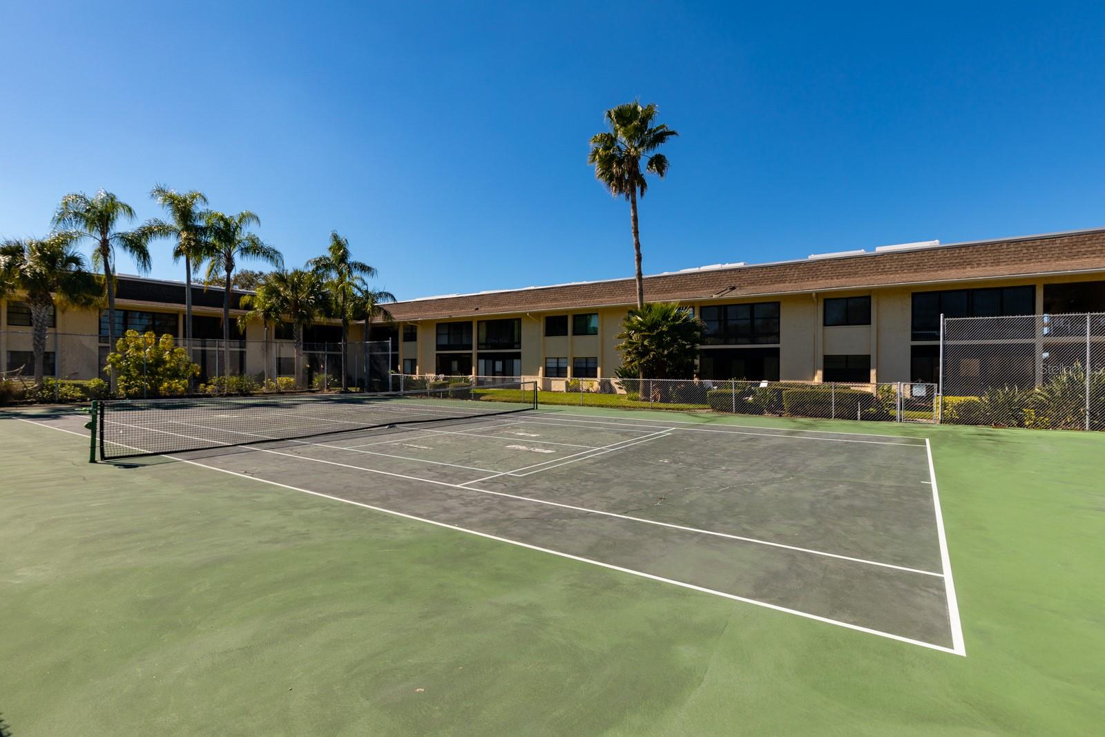 Listing photo id 32 for 12300 Vonn Road 6303