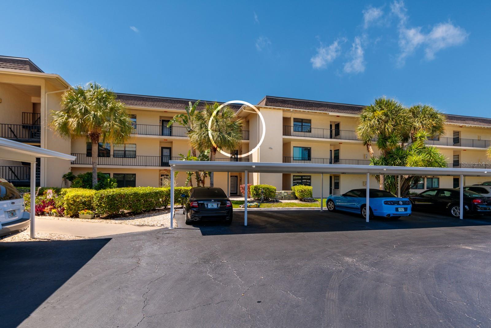 Listing photo id 4 for 12300 Vonn Road 6303