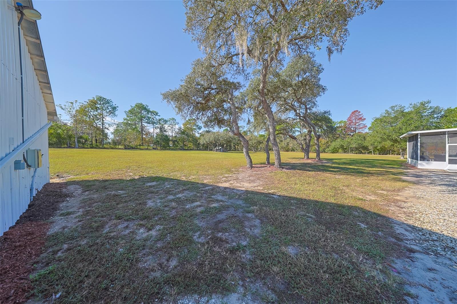 Image 41 of 57 For 12124 Redrose Avenue