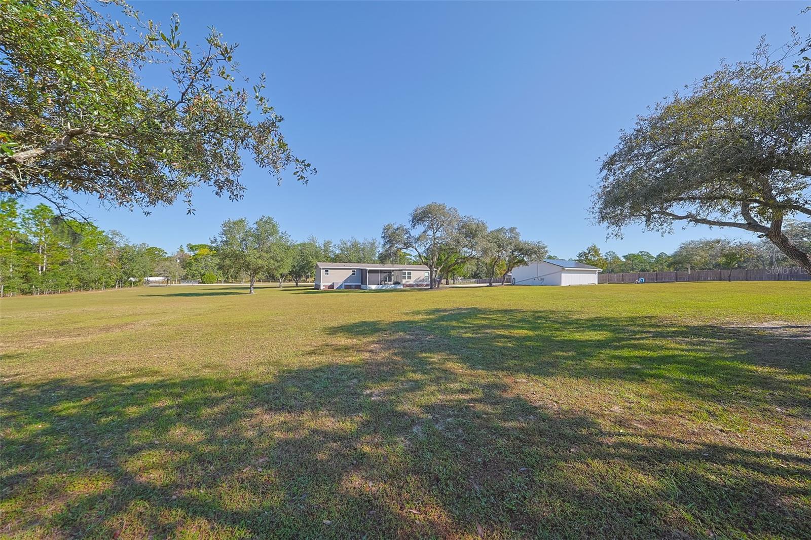 Image 48 of 57 For 12124 Redrose Avenue