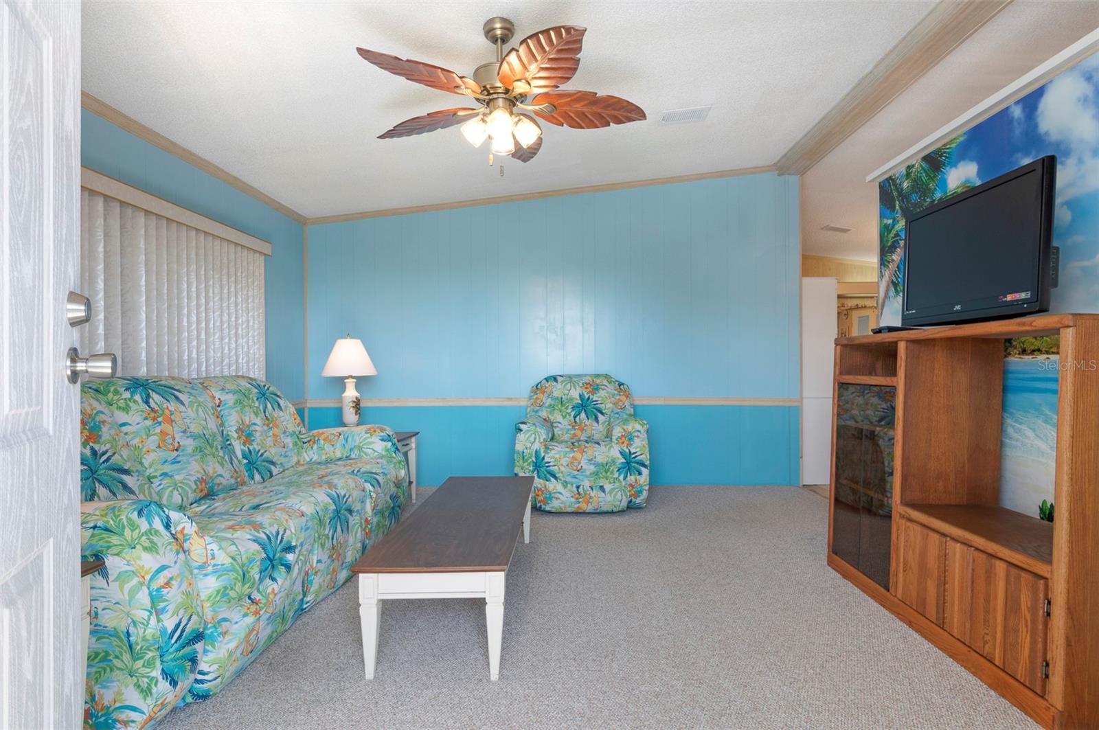 Image 10 of 36 For 82425 New Circle Drive N