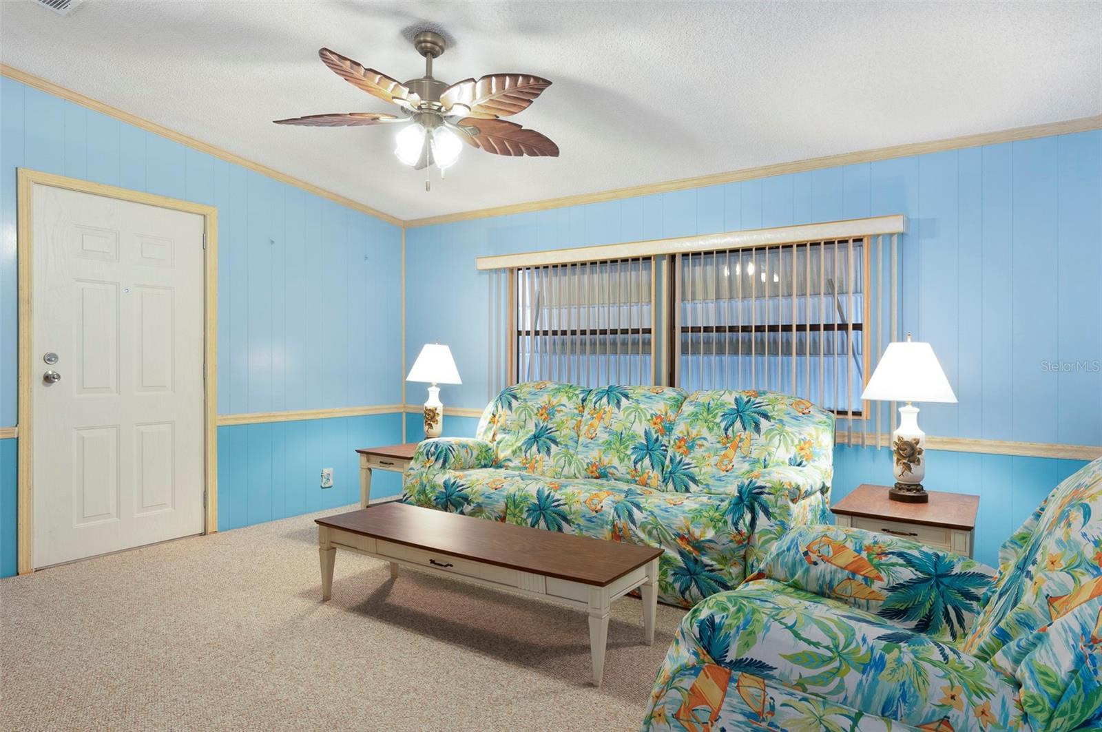 Image 11 of 36 For 82425 New Circle Drive N