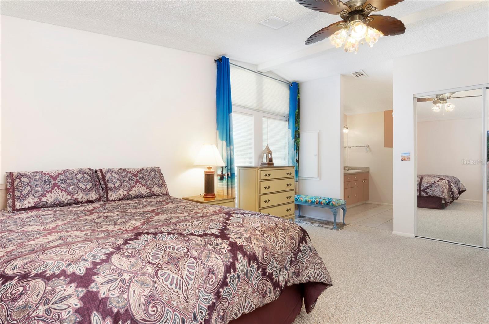 Image 16 of 36 For 82425 New Circle Drive N