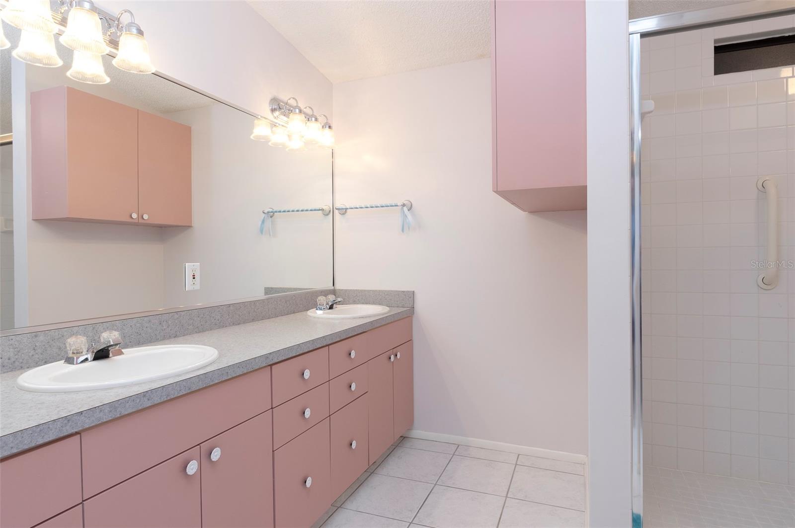 Image 20 of 36 For 82425 New Circle Drive N