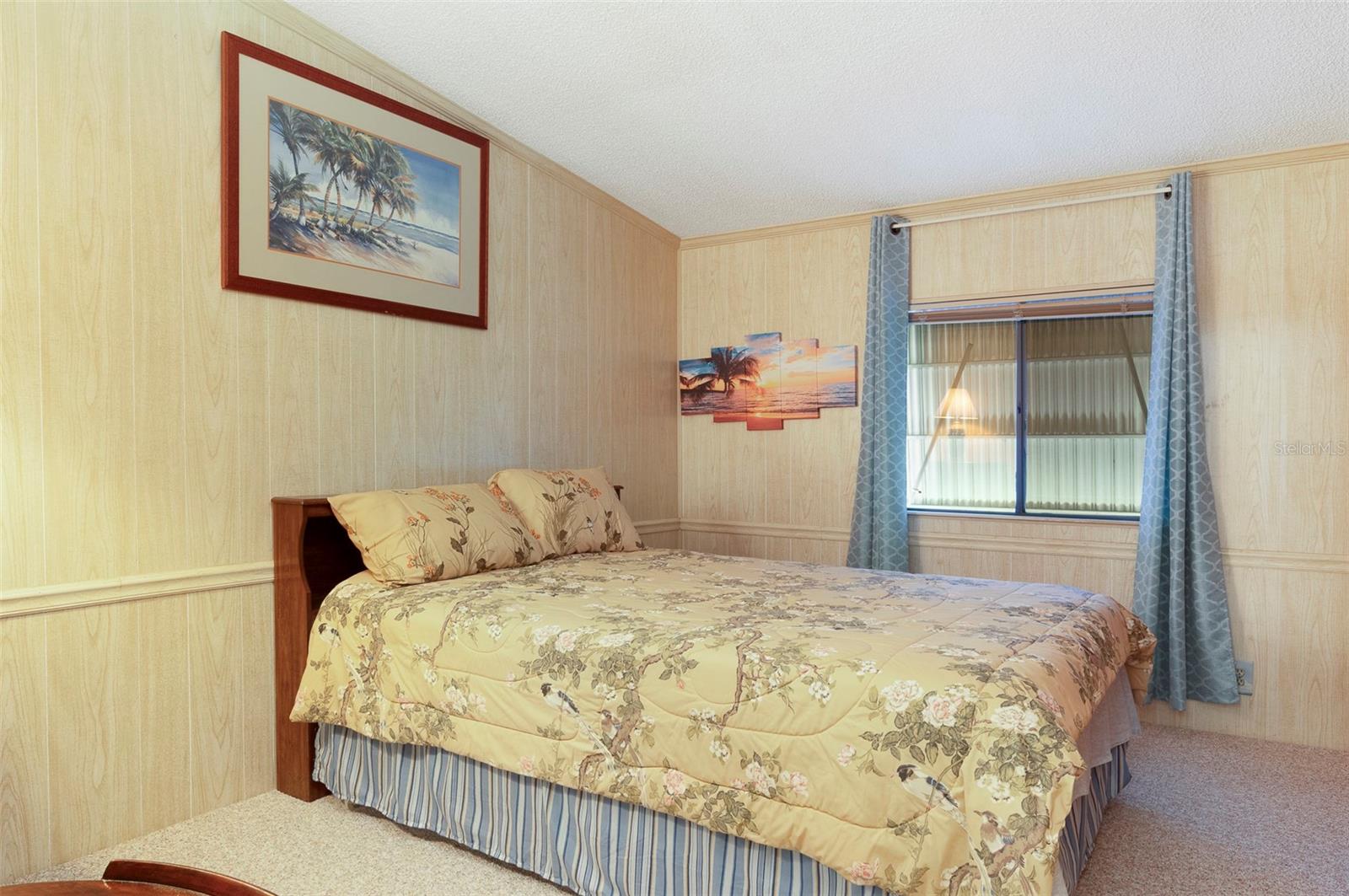 Image 22 of 36 For 82425 New Circle Drive N