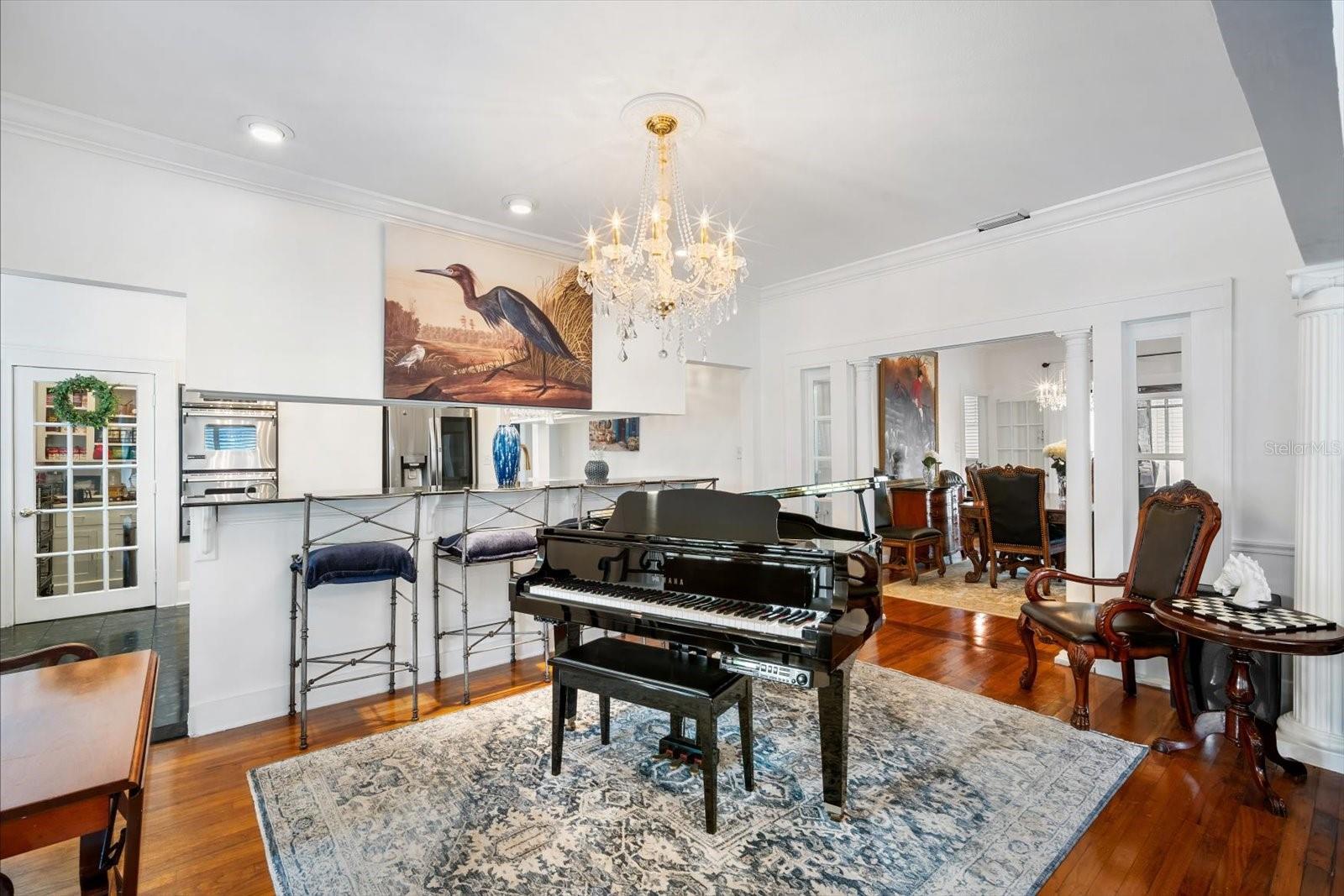 Image 20 of 60 For 2402 Ridgewood Avenue