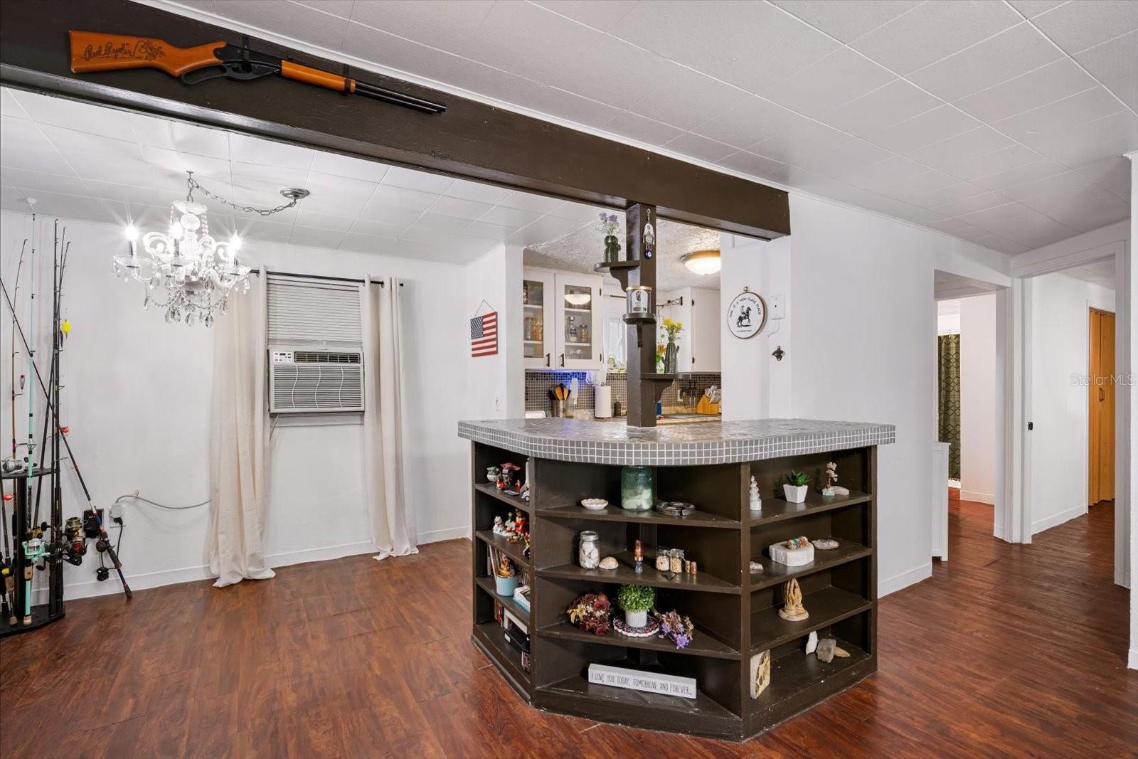 Image 35 of 60 For 2402 Ridgewood Avenue