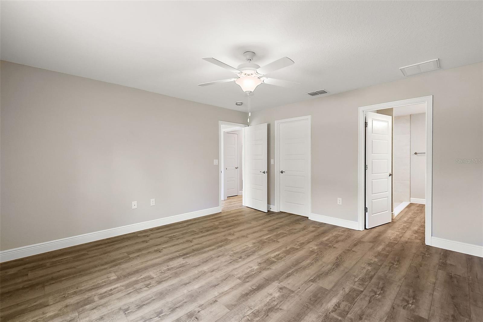 Image 18 of 25 For 13740 89th Street