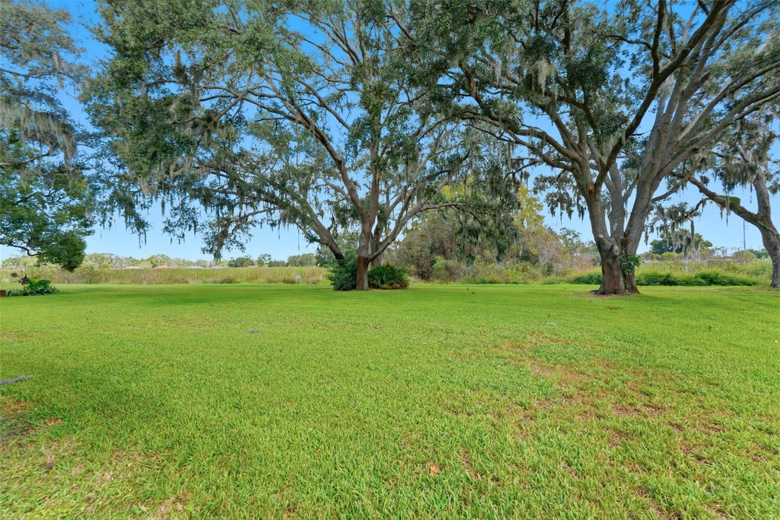 Image 21 of 25 For 8723 Benton Drive